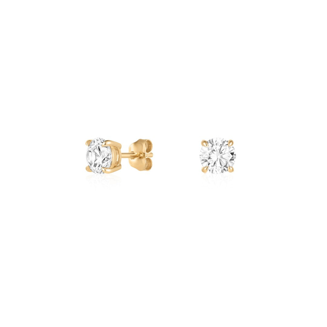 Lab-Grown Diamond Round Stud Earrings